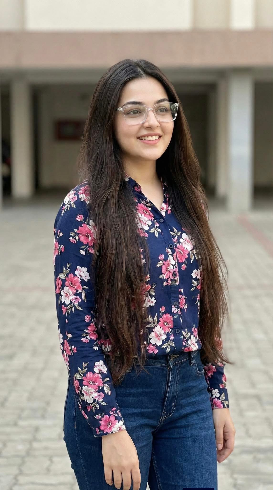 anshika Escort